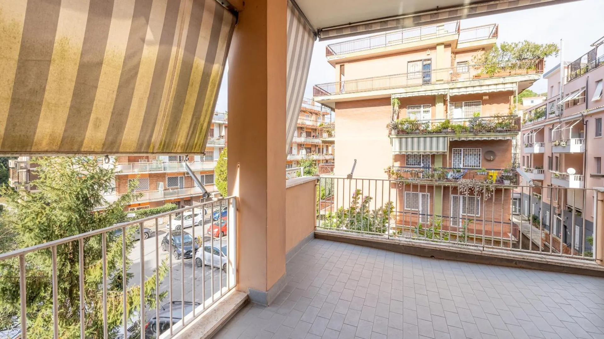 Apartment Eur Luxury Apartament For 4Pp 2 Bedrooms Rome