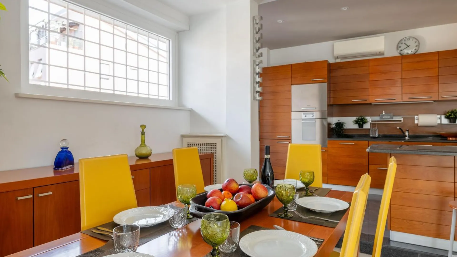 Apartment Eur Luxury Apartament For 4Pp 2 Bedrooms Rome