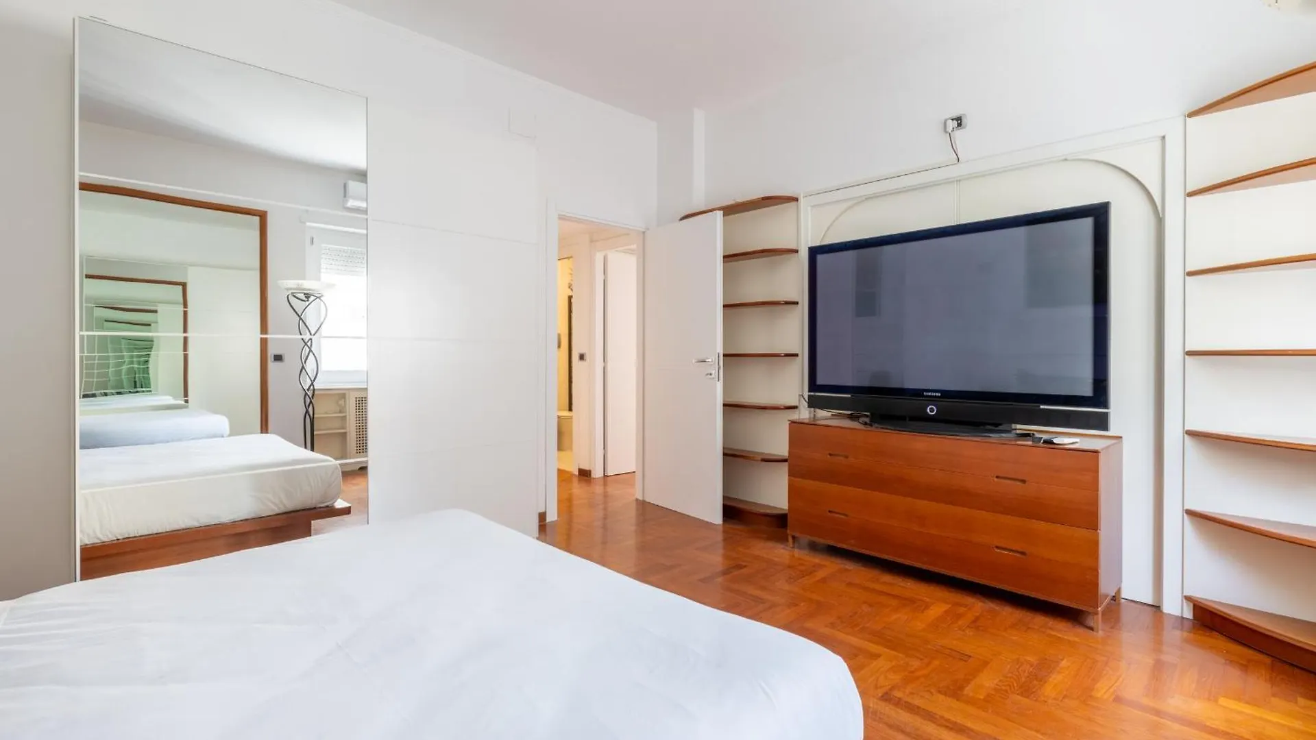 Eur Luxury Apartament For 4Pp 2 Bedrooms Rome 0*,