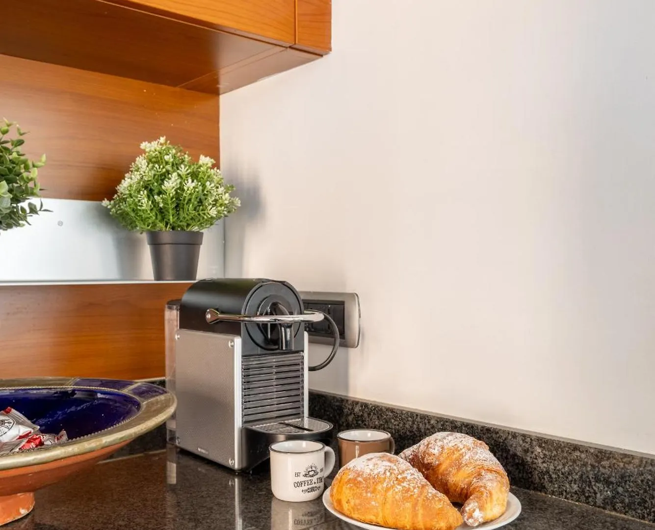 Eur Luxury Apartament For 4Pp 2 Bedrooms Rome